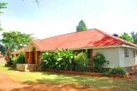 Albert Grand Palace - Masindi - Family Room Hotels in Buruuli