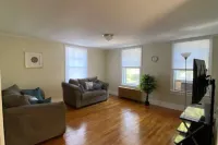 NEW! Renovated GORGEOUS APT! CALLING TRAVEL Professionals! 30 Day minimum stay.