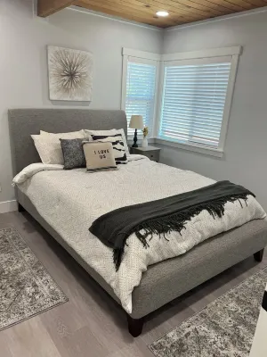 3-bedroom house with AC near Bidwell Park-Great Location!