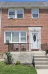 Spacious 4-bedroom suburban townhome near Baltimore safe peaceful king beds