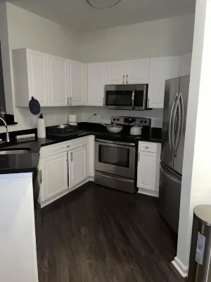 Spacious Modern Apartment, 25MIN NYC! Hotels near Caffe Calabrese