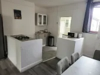 Doncaster Serviced Accommodation - 3 Bed House- Ideal for Contractors / Families