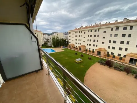 Appartement à 100m de la Plage Avec Piscine et Parking Privé