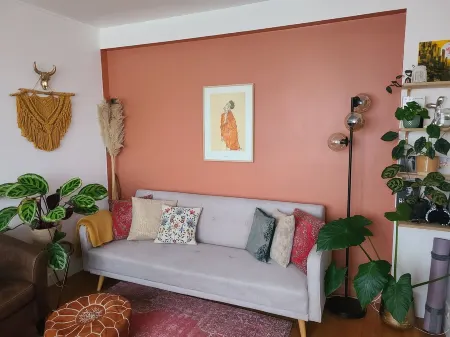 Quiet, cosy apartment 2 minutes from the metro, near the Ourcq canal and the Philharmonie. Отели в г. Пантен