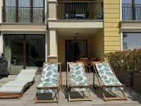 Cozy apt with private office 24\7 Infinity salty heated pool barbecue sky dome