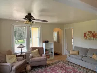 Charming 3-bedroom cottage with Lake Superior access near Duluth with WiFi, AC Hotels in Lake No. 2