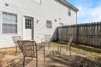 Lovely 2- Bedroom Condo located in the heart of BG