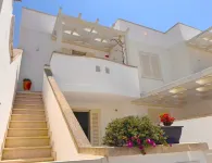 Nice house 100 meters from the sea, equipped with every comfort, WiFi included Hotels in Torre San Giovanni Ugento