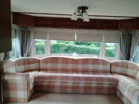 Situated in a quiet, relaxing location 25 minutes from the beach and Naussica. Các khách sạn ở Sanghen