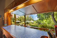 Tropical Oceanview Villa Pickleball Court & Pool Hôtels à : Tango Mar