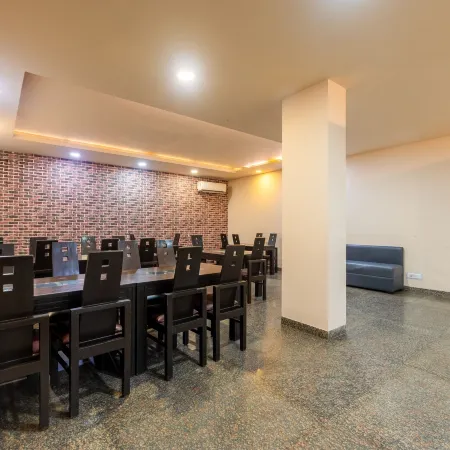 Hotel Admire Inn Sector 50 Noida