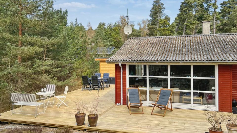 "Kjeld" - 900m from the Sea