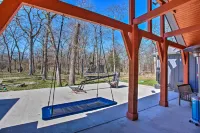 Game Room + Lake Tawakoni Access: Family Getaway! - parking