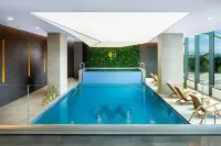 Grand Hotel Millennium Sofia - Pools