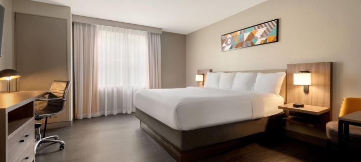La Quinta Inn & Suites by Wyndham Montgomery Hotels in Montgomery