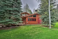 Luxe Sun Valley Retreat w/ Hot Tub, 3 Mi to Resort - Pet-friendly