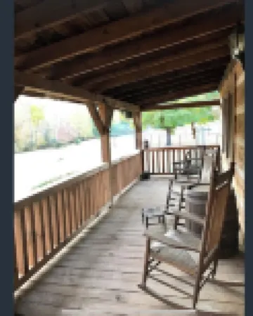 Cabin by the Creek  Sleeps 8 on 3 Beautiful acres - Close to town and activities