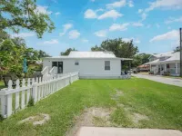 Remodeled Historic Home. Walk to DT. Office space.