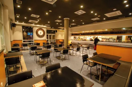 Hotel Andia Отели в г. Куэнка де Памплона - Памплона