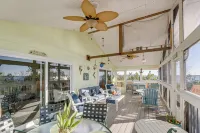 Little Gasparilla Island Paradise: Walk to Beach! - Homestays