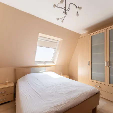 Bright Coastal Stay in Bredene