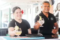 Hotel Millenia Samoa - بار