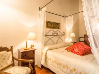 Holiday Home in Tuscany with Pool Hotels in Lajatico