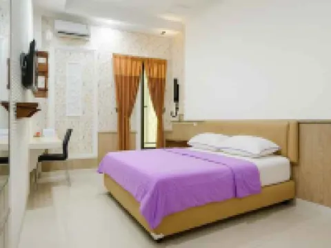 Tripletree Novon Family Hotel Hotels in Blimbing