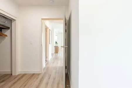 1025 Luxe • 2BR • Waterfront District • Close to Downtown & WWU Отели рядом с достопримечательностью «Bell's Studebaker Diner and Museum»