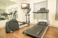 Holiday Inn Express & Suites HESPERIA by IHG - Gym