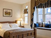 Parkers House Bed & Breakfast - parking