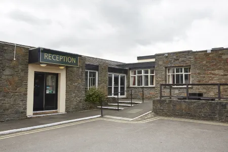 New Inn by Greene King Inns Отели в г. Ллантризант Фор