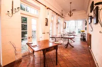 Peterstone Court Country House Restaurant & Spa - Завтрак