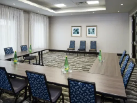 Staybridge Suites NIAGARA-ON-THE-LAKE by IHG Hotels in Niagara-on-the-Lake