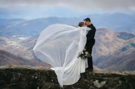 Wayah Ridge Escapes Отели в г. Таскитти