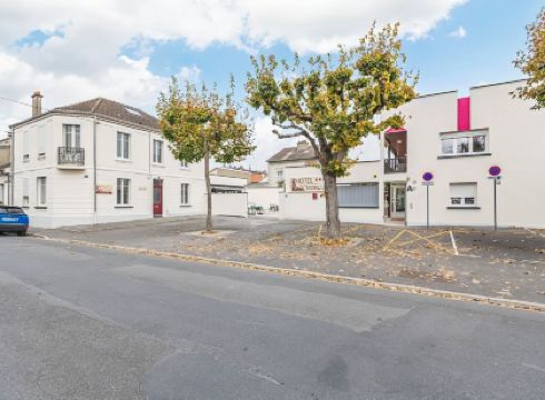 Logis Hôtel Au Tambour