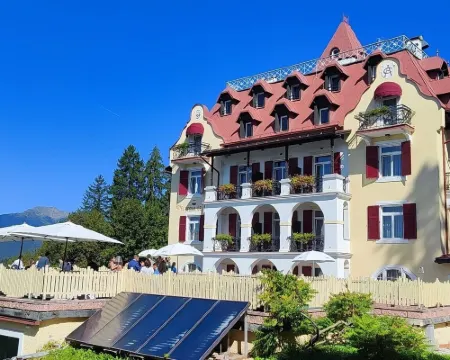 REGINA DEL BOSCO酒店 羅恩佐酒店