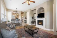 Blue Bird Hideaway - Near Silver Dollar City