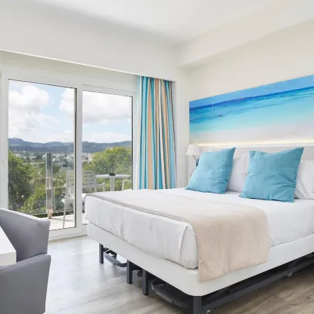 Invisa Hotel Es Pla - Adults Only