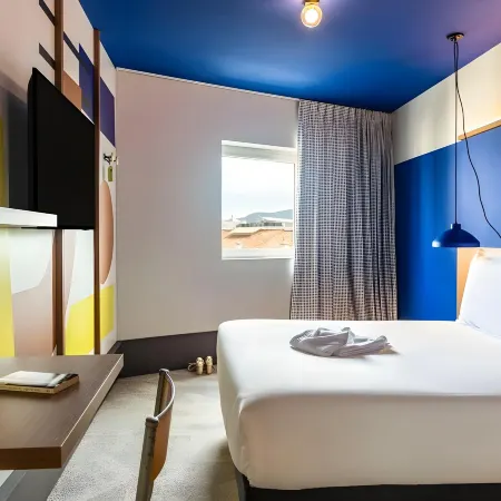 greet hotel Marseille Parc Chanot Vélodrome by Accor Отели рядом с достопримечательностью «Пляжи Прадо»
