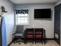 Hillsboro Inn & Suites Hotels in Liberty Township