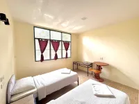 Huaykhakhaeng Country Home Resort