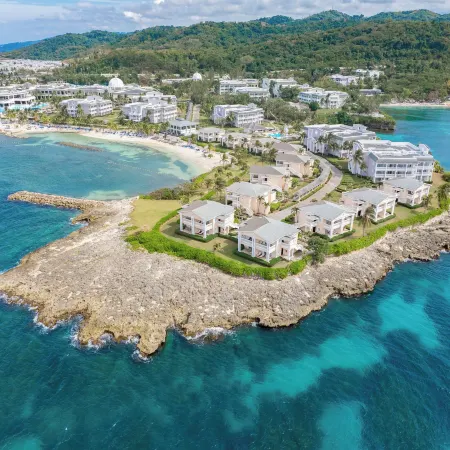 Grand Palladium Lady Hamilton Resort & Spa - All Inclusive