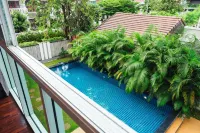 Dream Living Chiangmai Pool Villa - Villas
