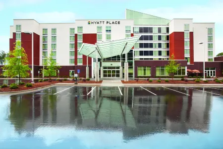 Hyatt Place Raleigh/Cary Отели в г. Уэйк