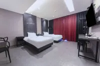 Hotel Zam 101