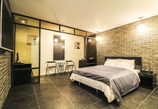 욕실 및 편의시설