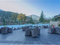 Hotel Skyline Manali Walking to Mall Road Centrally Heated Hotel a Manali