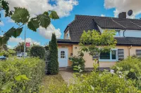 Stadthytte Ferienhaus Hotels in Sanitz