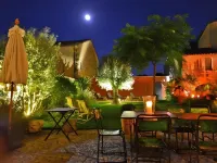 La Maison Rouge d'Uzes B&B